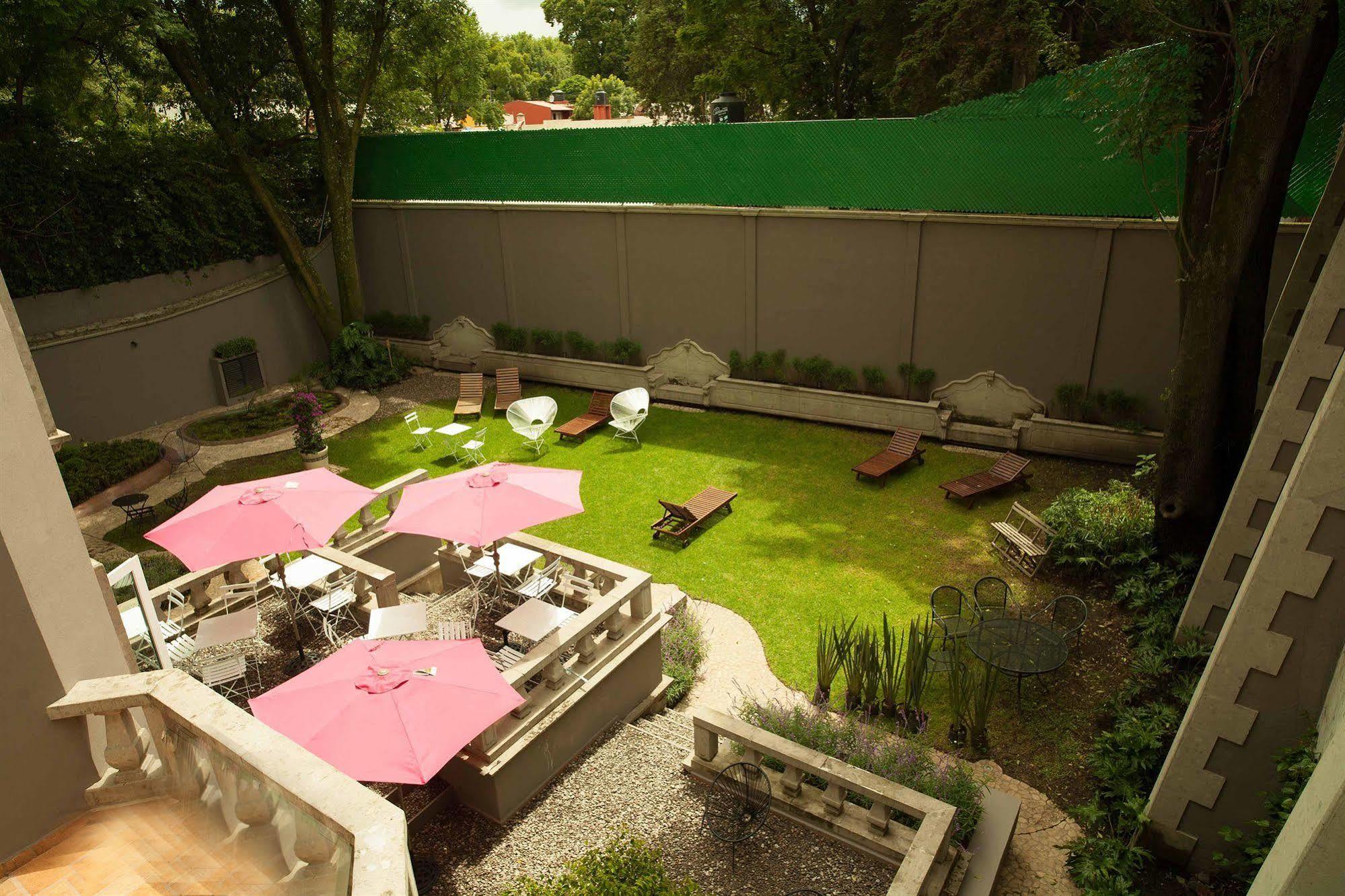Pugseal Boutique Hotel 2*